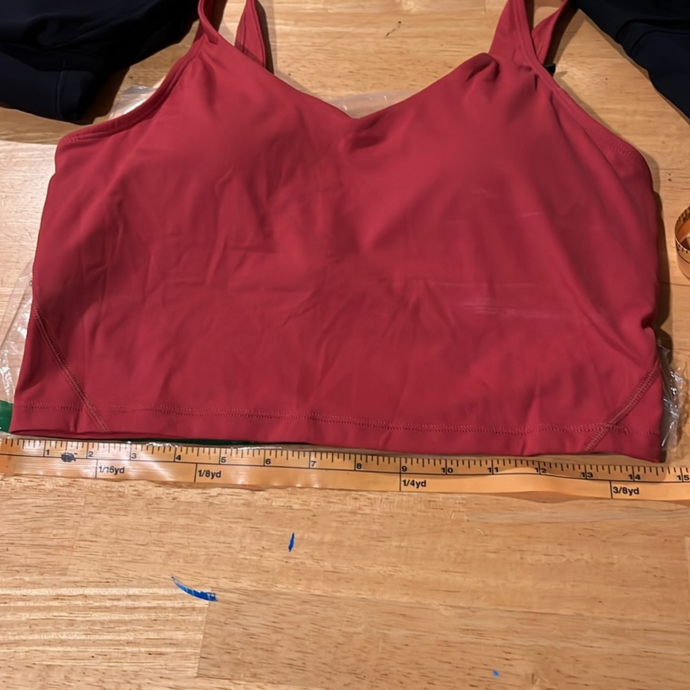 🛍️#2342 NWT TGP Sports Bra (maroon)
